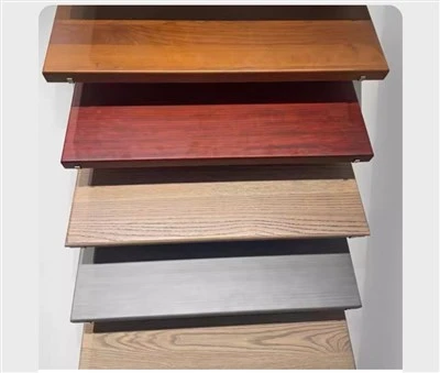 Tapak Interior Riser Kayu Tangga Kayu Ek Merah Solid